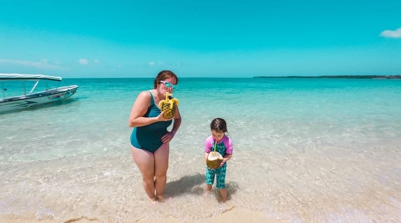 playa blanca cartagena colombia
